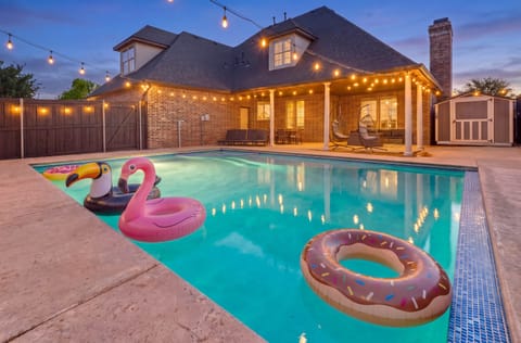 Your own private oasis awaits. 💦 Enjoy a huge, sparkling pool perfect for relaxing, swimming, and making unforgettable memories.
