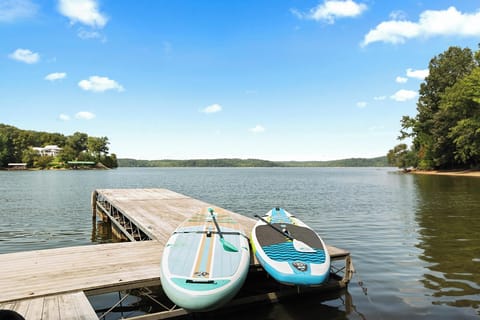 Relax on your very own private dock, or take the paddle boards out on the water!