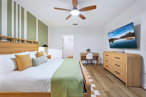 House (5 Bedrooms) | Interior