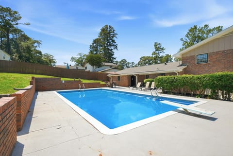 Decatur Vacation Rental | 4BR | 3BA | 2,500 Sq Ft