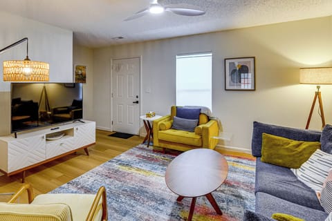 Fayetteville Vacation Rental | 2BR | 1.5BA | 1,008 Sq Ft