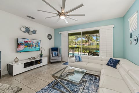 Living Area w/ Contemporary Furniture and Flat-screen TV