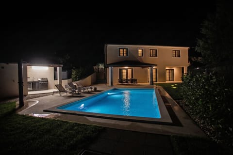 Luxury House, 3 Bedrooms, Microwave (Villa Vistara With Pool) | Exterior
