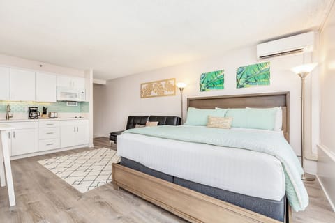 Apartment (0 Bedroom) | Front of property