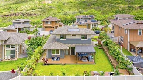 House (4 Bedrooms) | Front of property