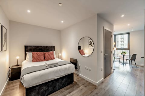 Miller's Place Apartment, Liverpool - Host & Stay