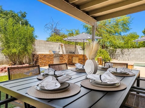 Outdoor dining