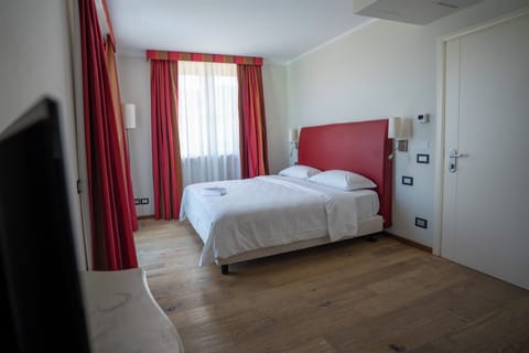 Comfort Double or Twin Room, Hill View | WiFi (free)