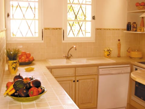 House | Private kitchen