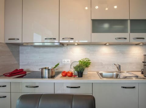 House | Private kitchen