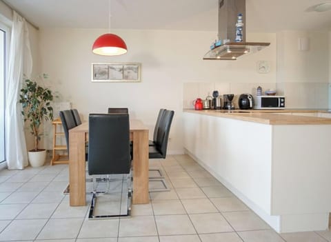House | Dining
