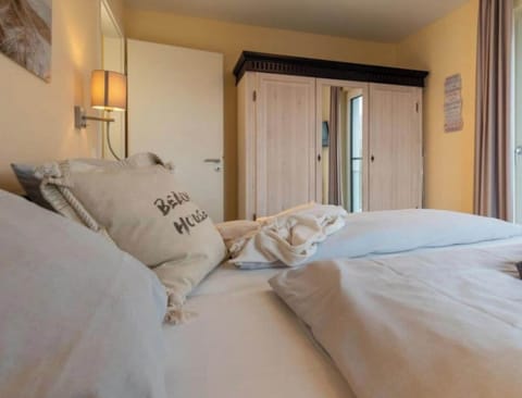 House | 1 bedroom, individually furnished