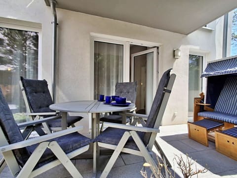 House | Outdoor dining