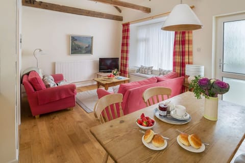 Dining and living area at Rose Cottage in Port Gaverne near Port Isaac Cornwall