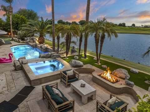 On the stadium course with lake front and 9th hole views.  Desert living does not get any better than this!