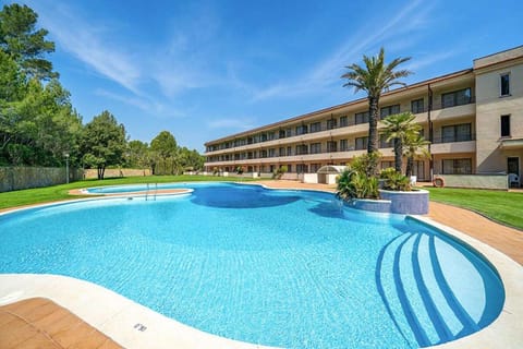 Holiday Home Swimming Pool