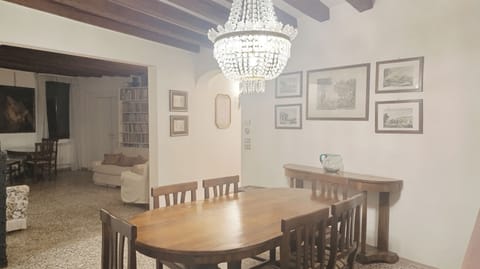Apartment (2 Bedrooms) | Living area | TV