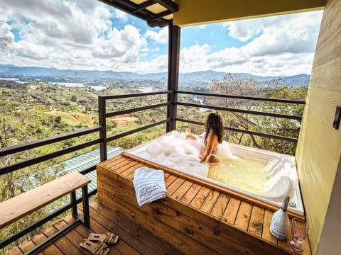 Outdoor spa tub