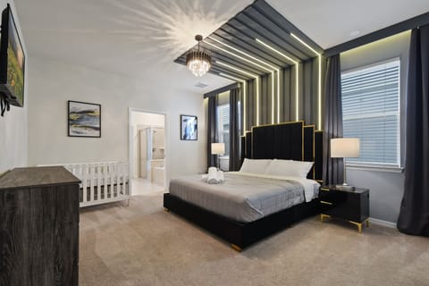 House (Multiple Bedrooms) | Interior