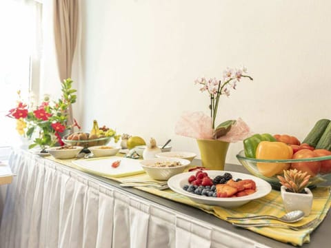 House | Dining