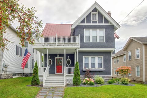 Rutland Vacation Rental | 3BR | 2BA | 2,500 Sq Ft