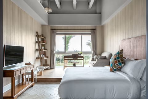 Deluxe Double Room | Premium bedding, down comforters, Select Comfort beds, in-room safe