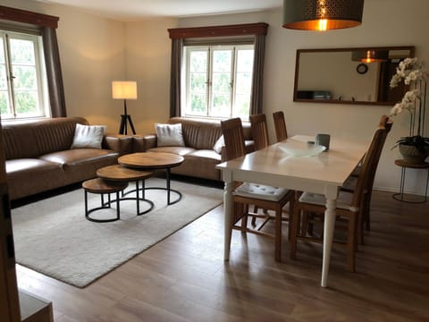 House | Living room