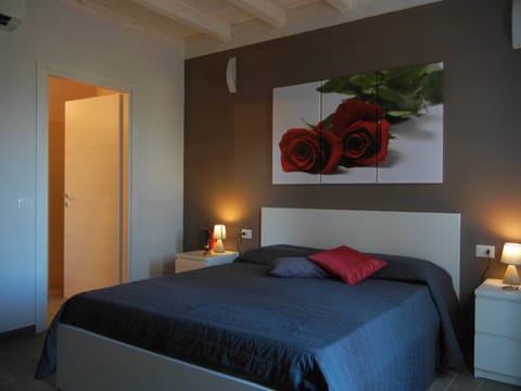 Room, 1 Bedroom, Poolside | 1 bedroom, in-room safe, blackout drapes, soundproofing