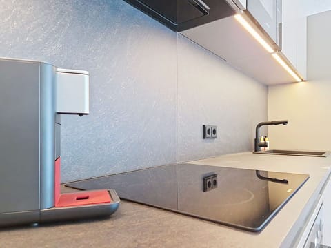 Kitchen, Countertop, Kitchen Appliance, Home Appliance, Tap, Plumbing Fixture, Kitchen Sink, Cabinetry, Small Appliance