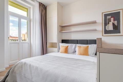 Queen Size Bed