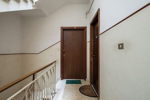 Apartment, 1 Bedroom, Balcony | Interior