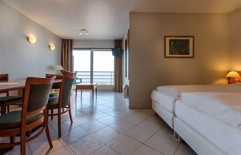 Premium bedding, down comforters, blackout drapes, cribs/infant beds