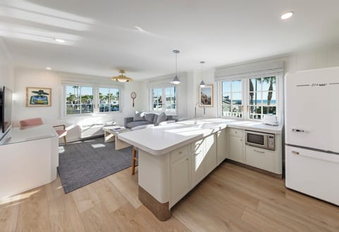 Suite, 1 King Bed with Sofa bed | Private kitchen | Fridge, eco-friendly cleaning products