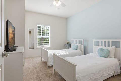 Villa | 4 bedrooms, desk, cribs (free), WiFi (free)