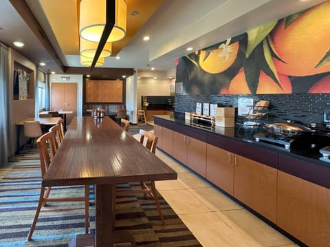 Free daily buffet breakfast