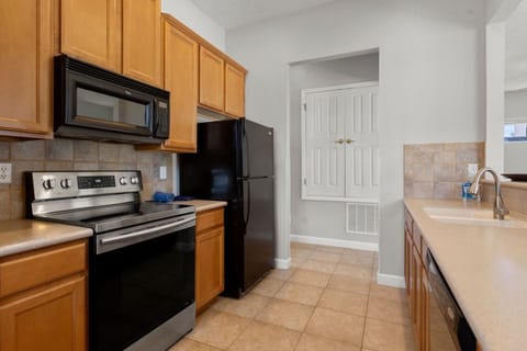 Basic Villa | Private kitchen