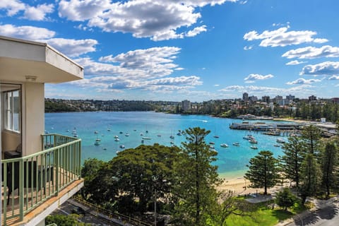 Sweeping Manly harbour views from your private balcony
