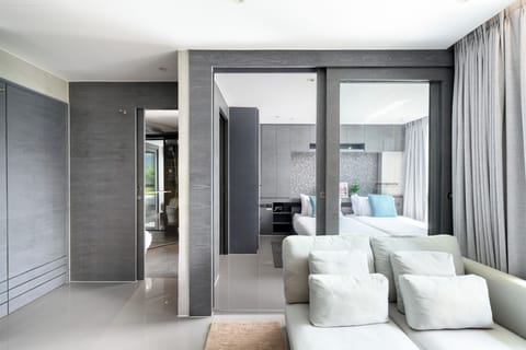 Comfort Apartment, Balcony, Courtyard View | In-room safe, blackout drapes, soundproofing, iron/ironing board