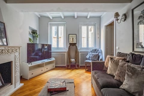 Living-room (with 140x200 bed)