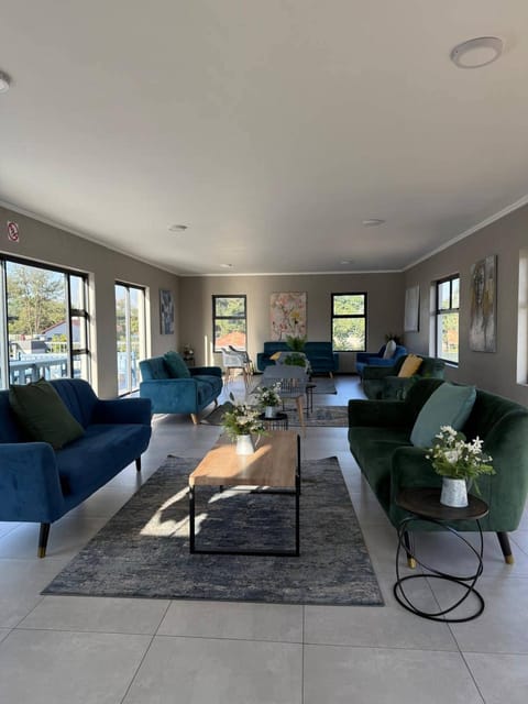 Apartment, 2 Bedrooms, Accessible, Balcony | Interior