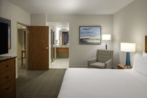 Premium bedding, pillowtop beds, in-room safe, desk