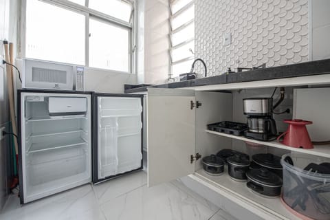 Comfort Apartment, City View | Private kitchen