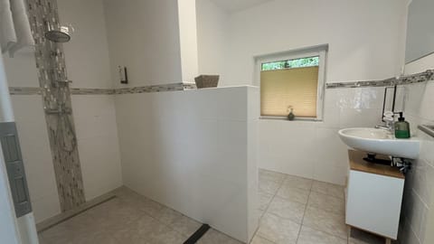Badezimmer (1)