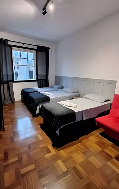 Classic Studio | Desk, iron/ironing board (on request), WiFi (free), bed sheets