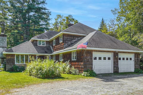 West Dover Vacation Rental | 6BR | 4.5BA | 4,600 Sq Ft