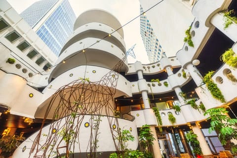 Hotel Exterior [summer]