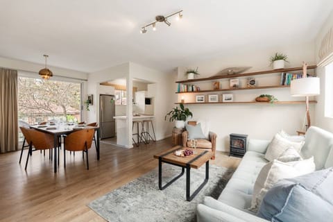Put your feet up after the beach in this welcoming space designed for easy downtime