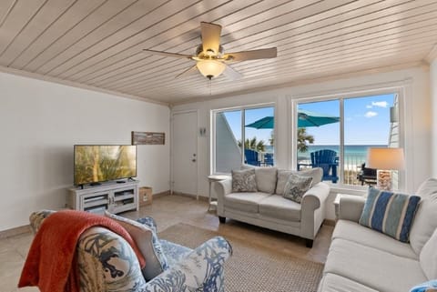 Welcome to The Shores Townhome #111