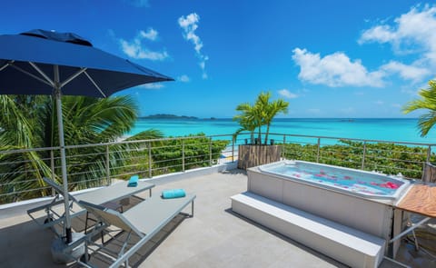 Sky Deluxe Room | Terrace/patio