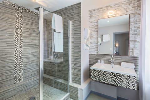 Free toiletries, hair dryer, towels